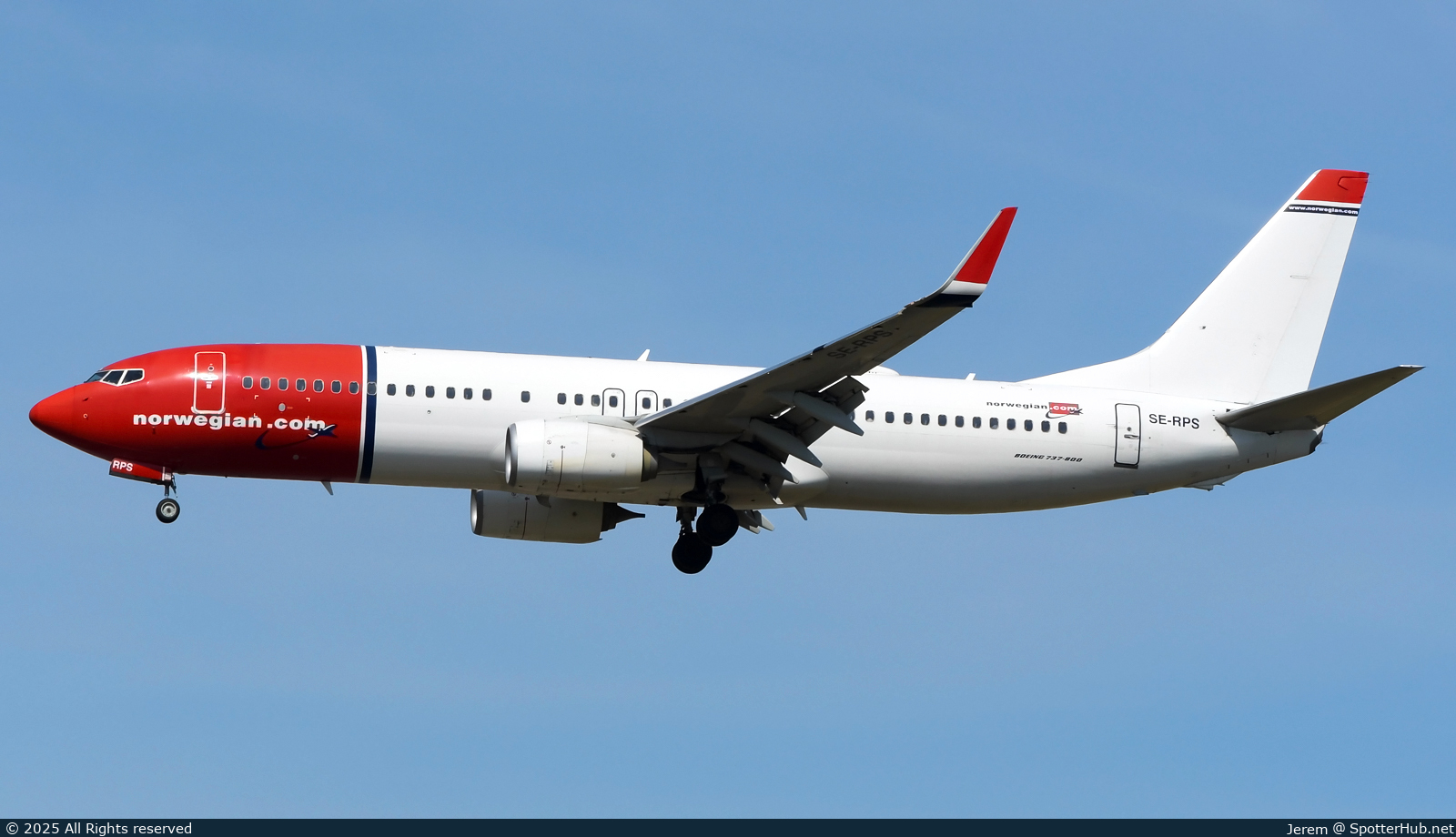 Photo of SE-RPS - Boeing 737-8JP operated by Norwegian Air Sweden