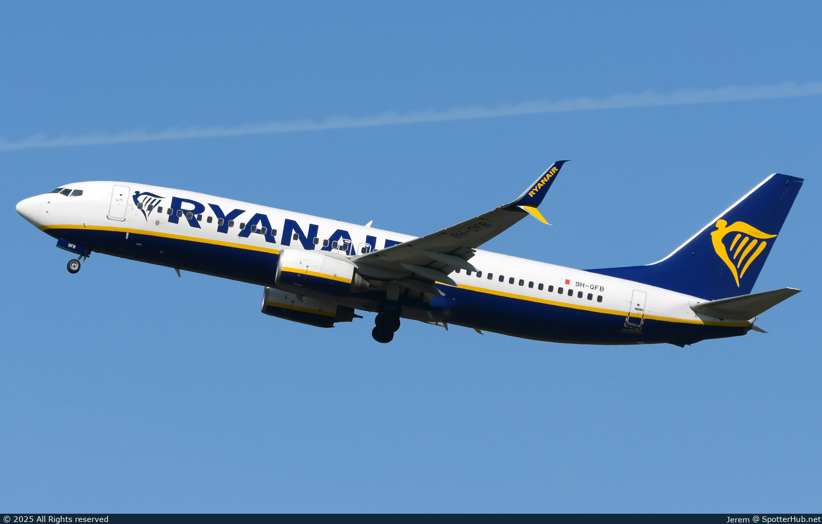 Photo of 9H-QFB - Boeing 737-8AS operated by Ryanair (opb Malta Air)