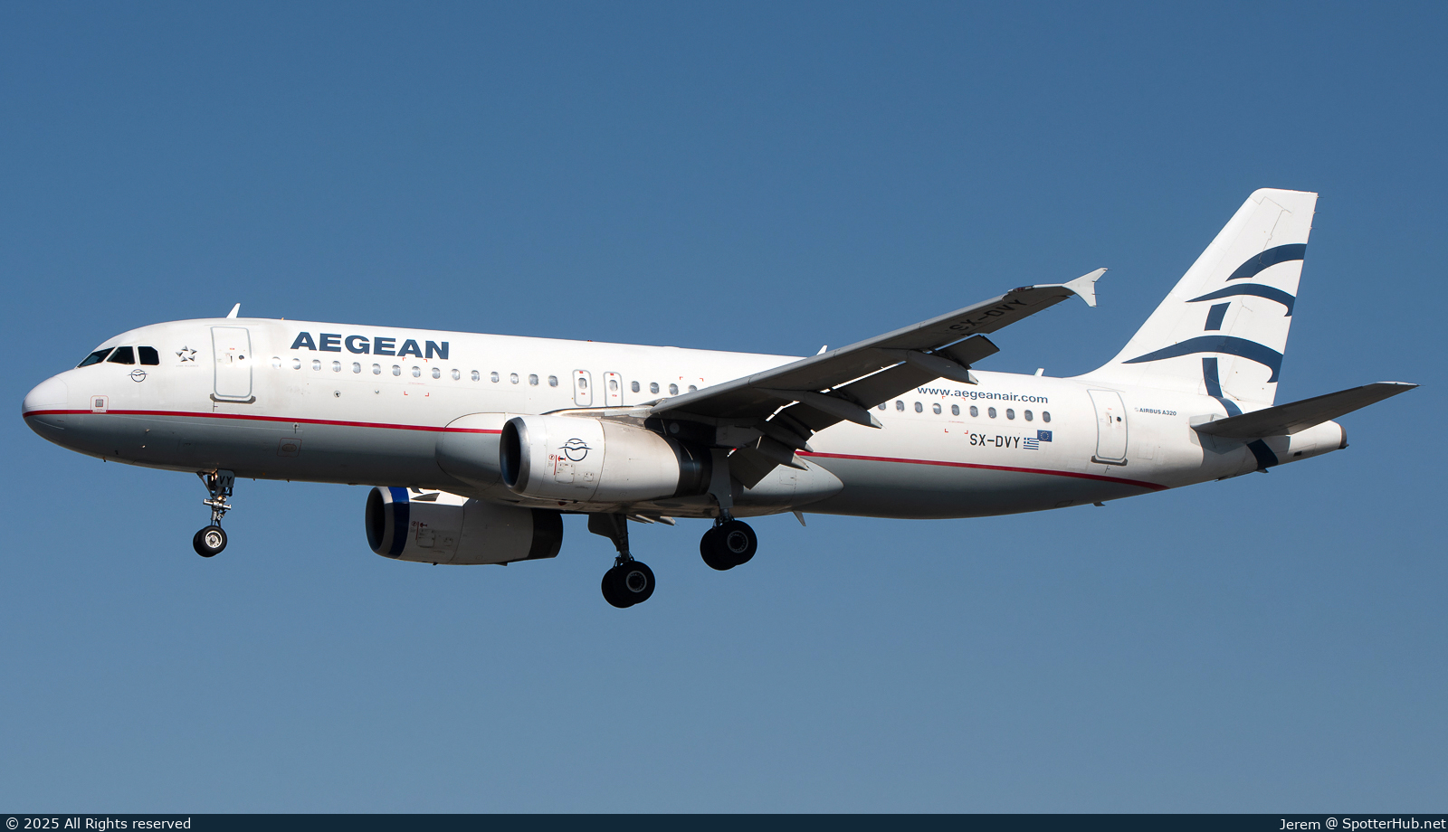 Photo of SX-DVY - Airbus A320-232 operated by Aegean Airlines