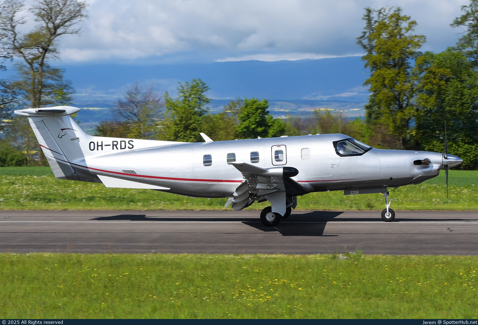 Photo of OH-RDS - Pilatus PC-12 NGX operated by Fly 7 Executive Aviation