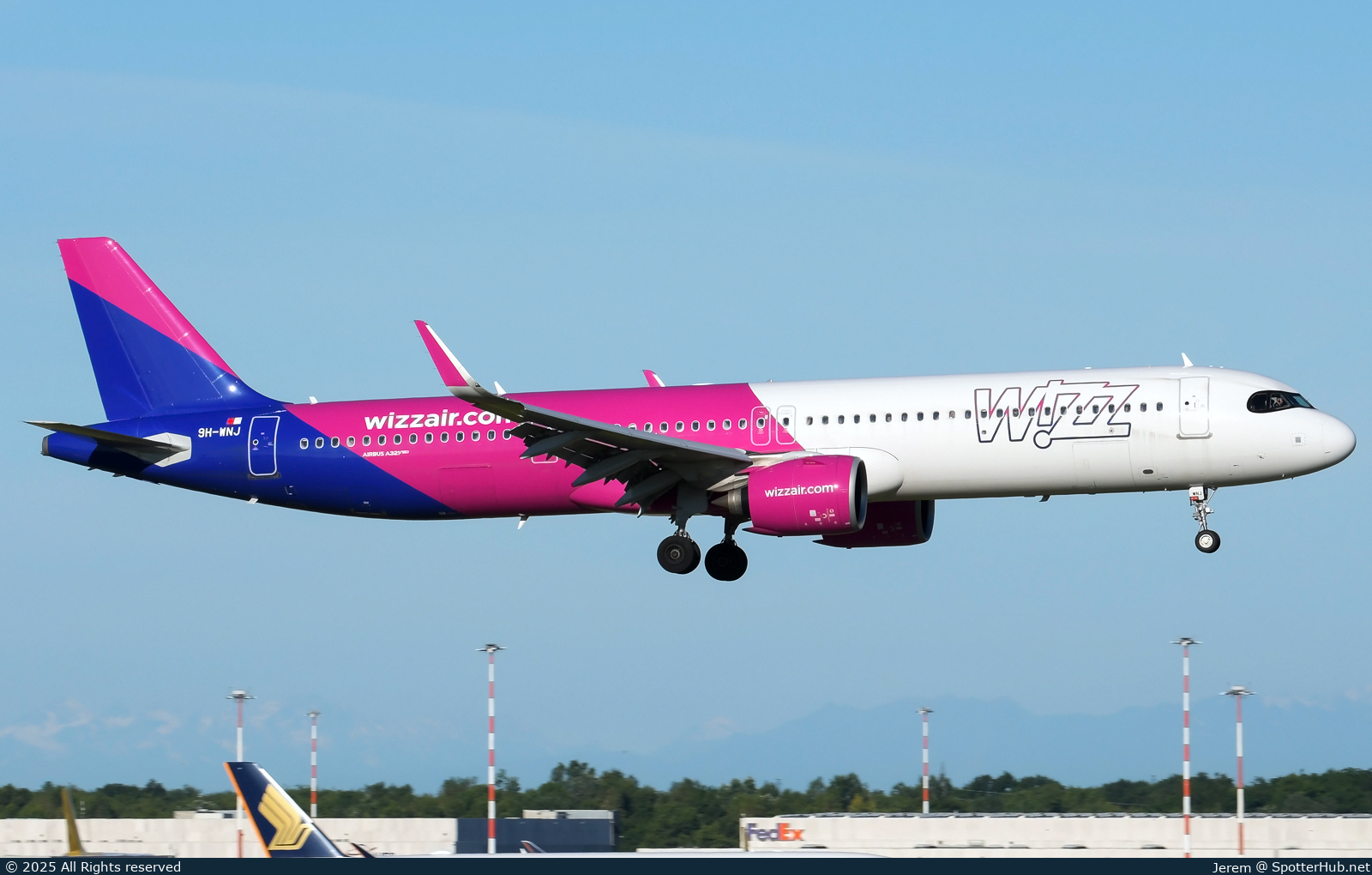 Photo of 9H-WNJ - Airbus A321-271NX operated by Wizz Air Malta