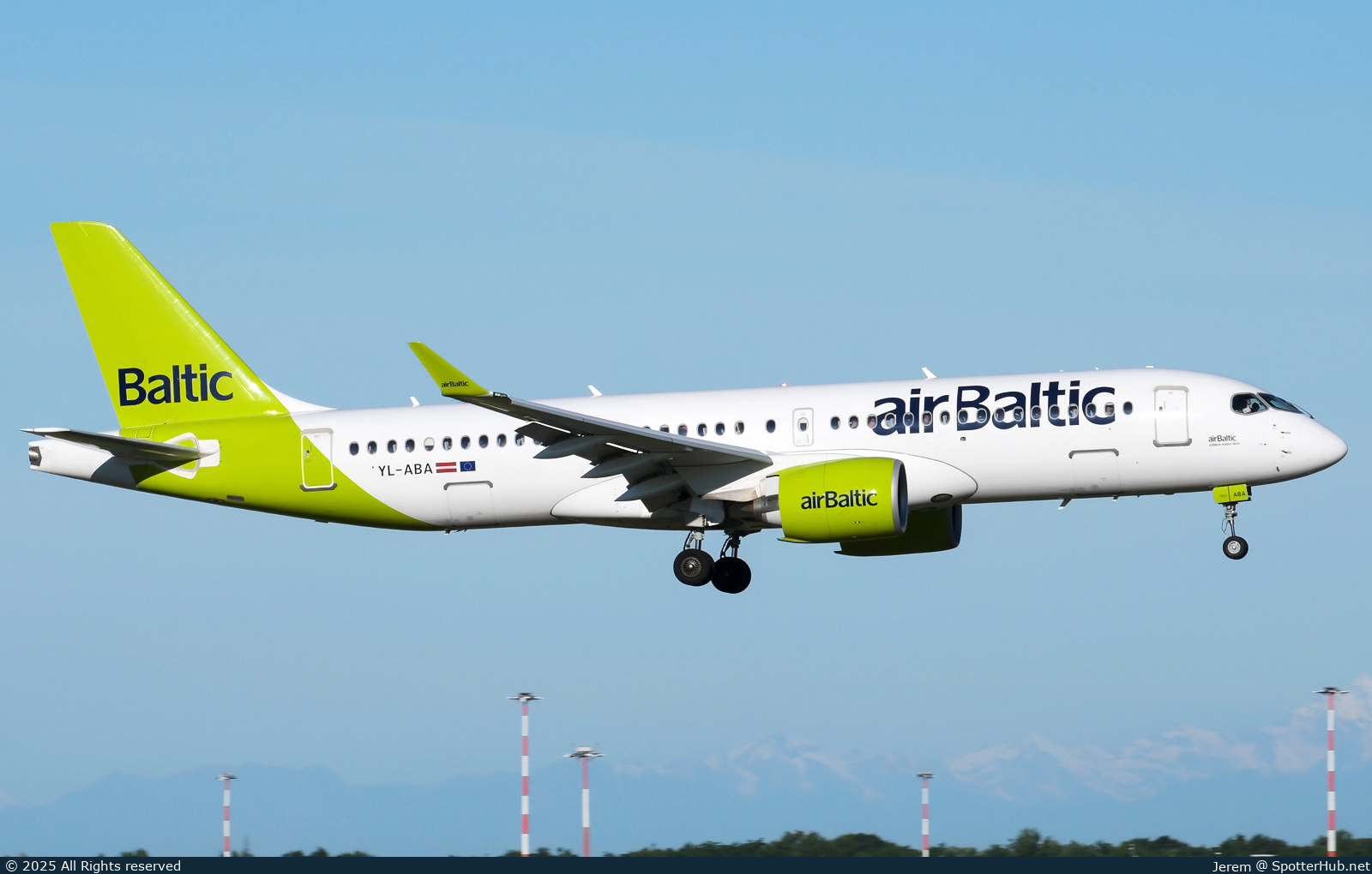 Photo of YL-ABA - Airbus A220-300 operated by airBaltic