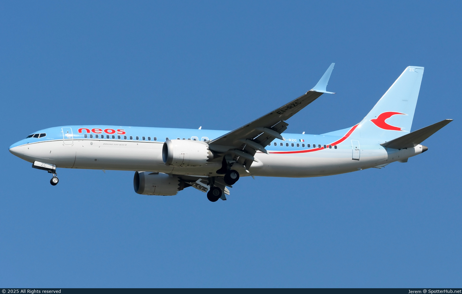 Photo of EI-RZC - Boeing 737 MAX 8 operated by Neos