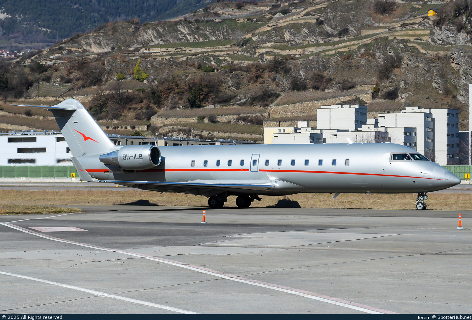 Photo of 9H-ILB - Bombardier Challenger 850 operated by VistaJet