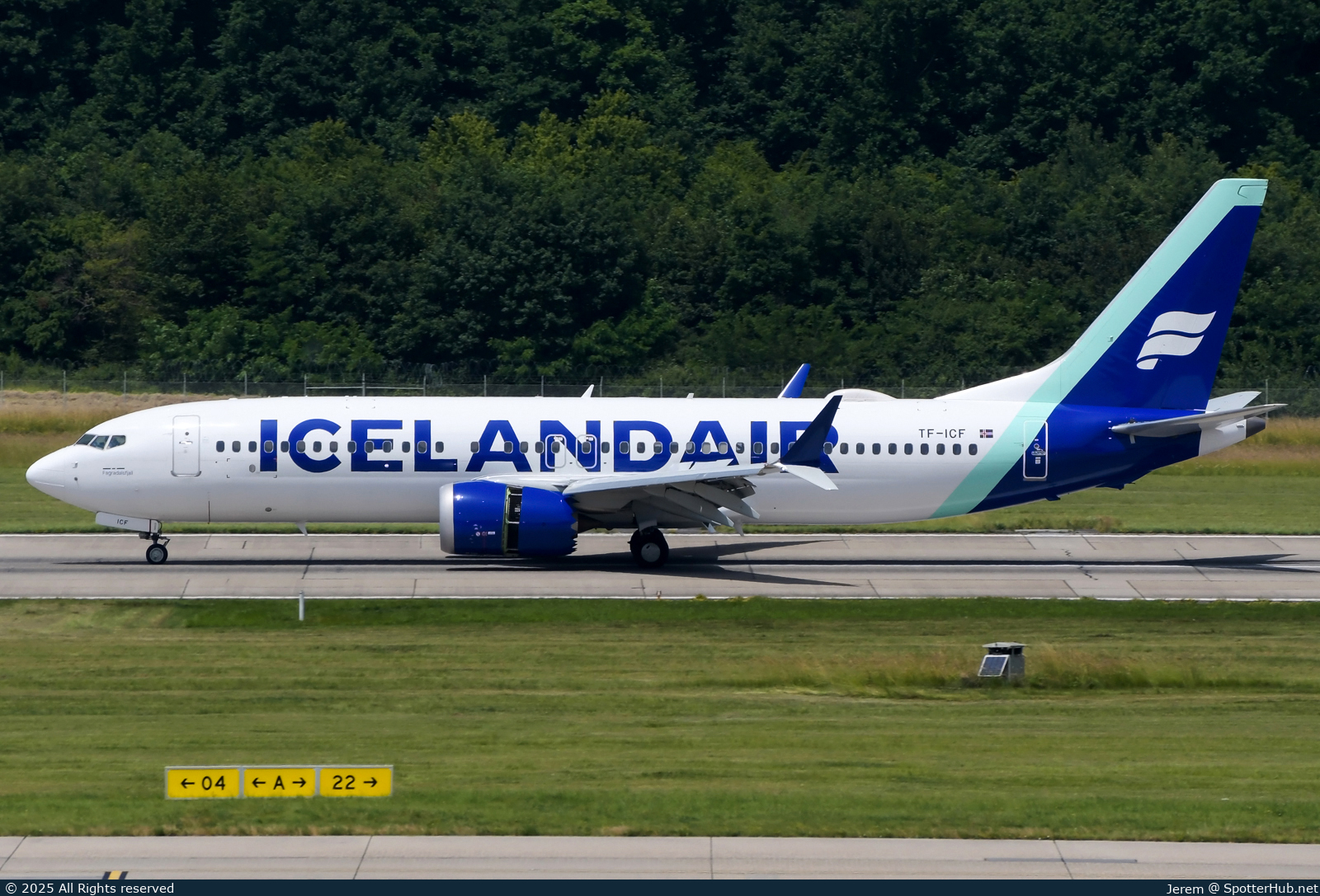 Photo of TF-ICF - Boeing 737 MAX 8 operated by Icelandair