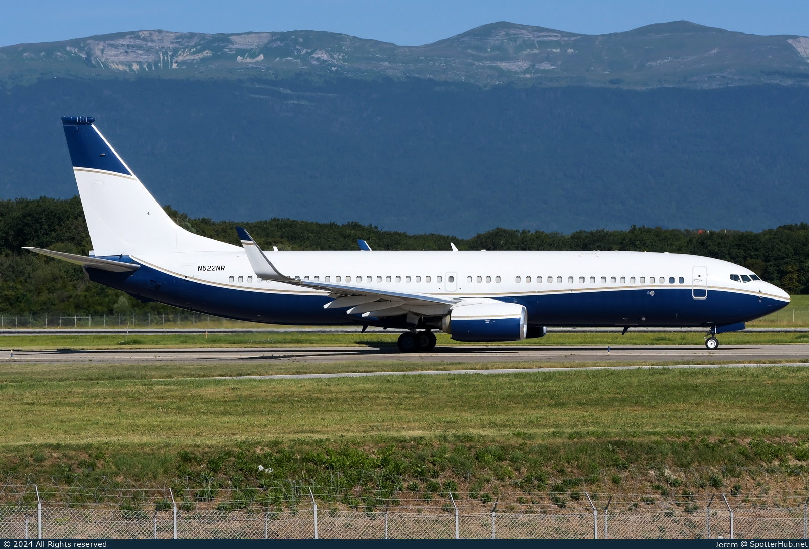 Photo of N522NR - Boeing 737-8ZE(BBJ2) operated by Hongkong Jet