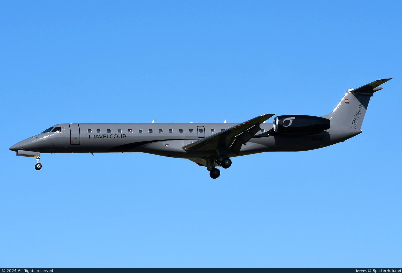 Photo of D-AMME - Embraer ERJ-145EP operated by Arcus-Air