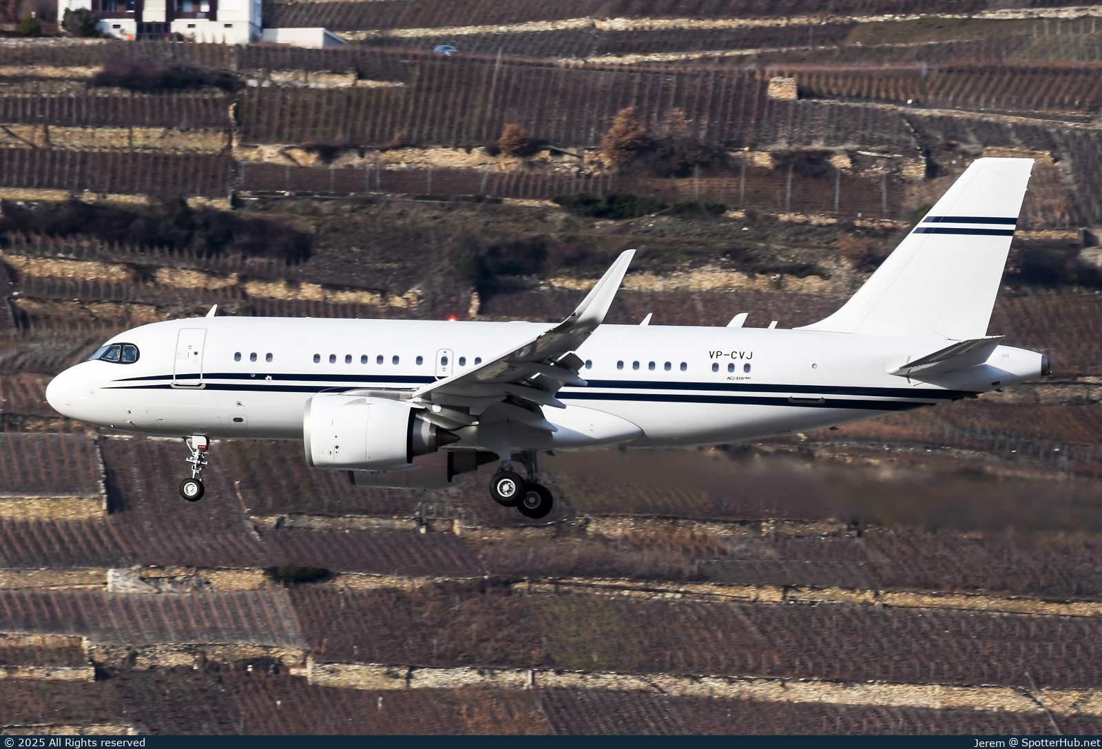Photo of VP-CVJ - Airbus A319-153N(CJ) operated by Jet Aviation Business Jets