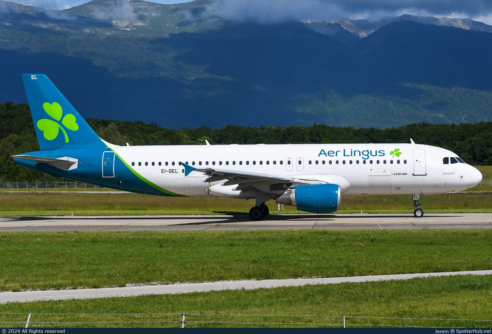 Photo of EI-DEL - Airbus A320-214 operated by Aer Lingus