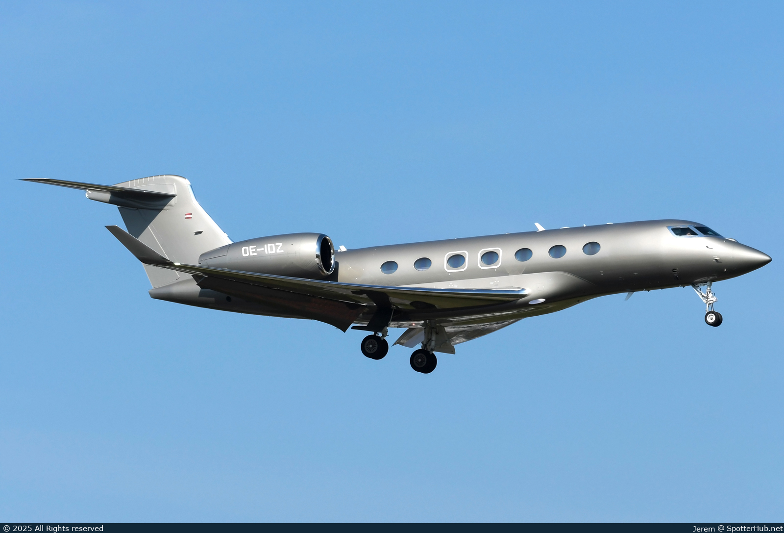 Photo of OE-IDZ - Gulfstream G500 operated by Sparfell Luftfahrt
