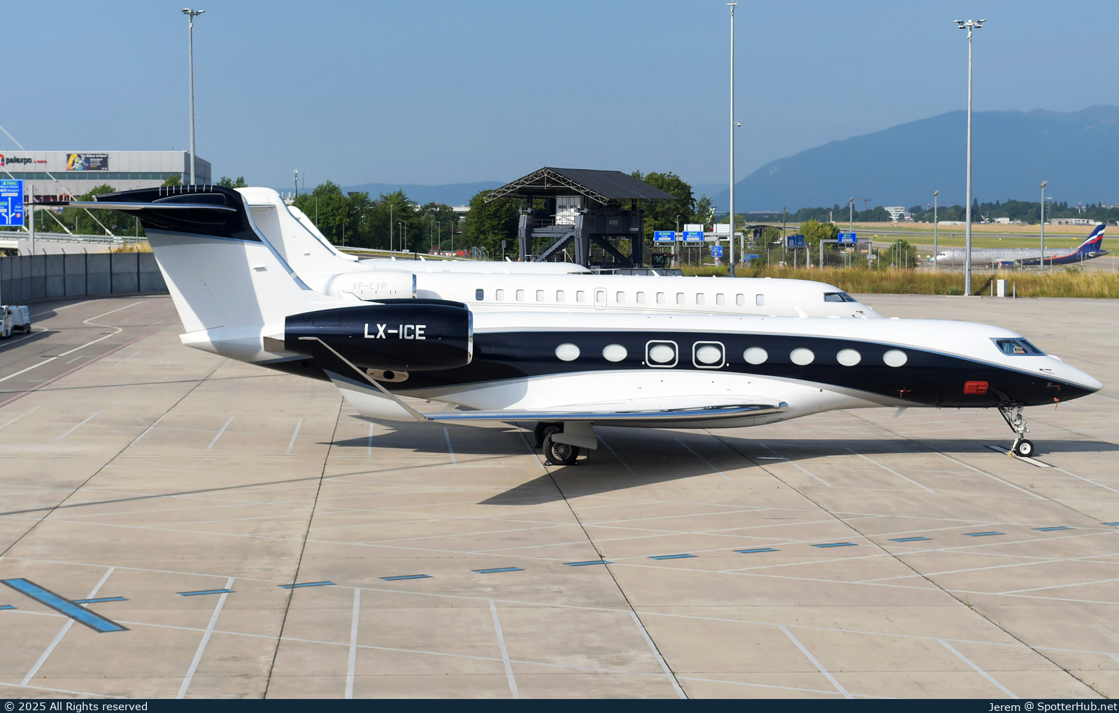 Photo of LX-ICE - Gulfstream G650ER operated by Global Jet Luxembourg
