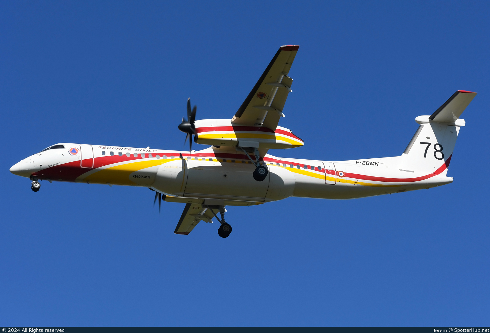 Photo of F-ZBMK - De Havilland Canada DHC-8-402 Dash 8 Q400 MR operated by French Ministry of the Interior - Sécurité Civile