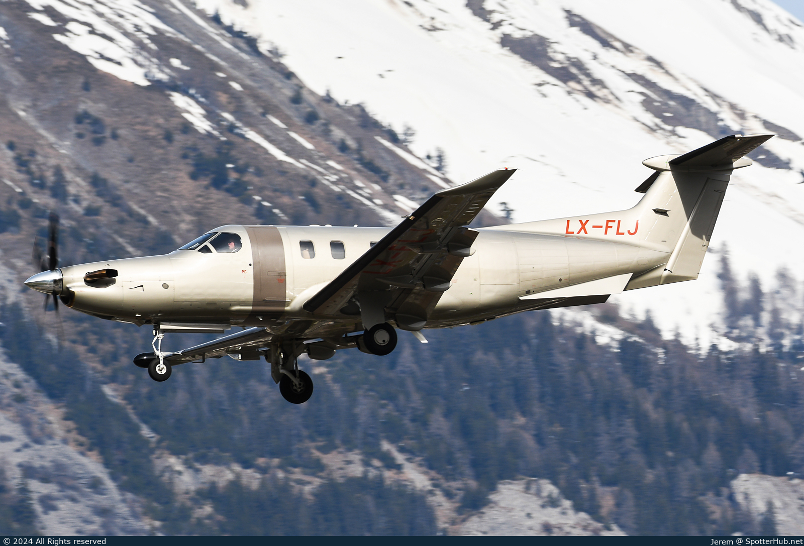 Photo of LX-FLJ - Pilatus PC-12 NGX operated by Jetfly Aviation