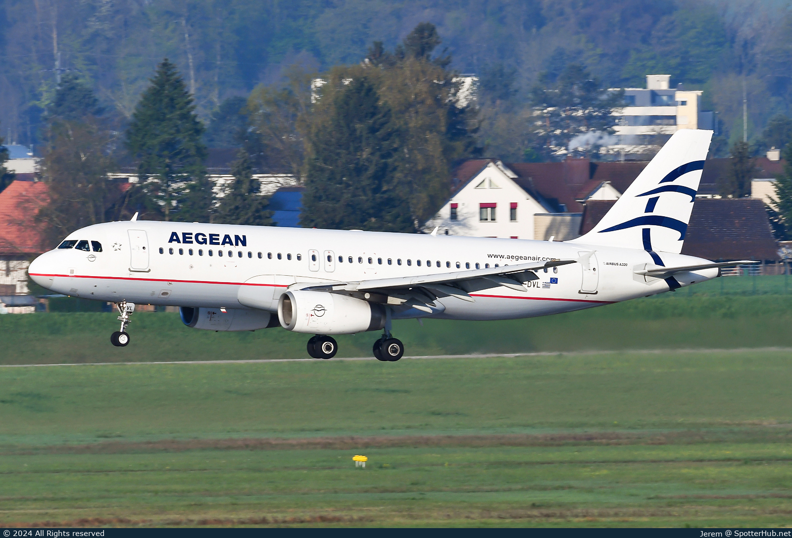 Photo of SX-DVL - Airbus A320-232 operated by Aegean Airlines