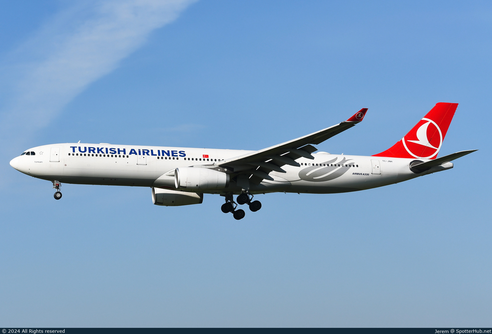 Photo of TC-JNH - Airbus A330-343 operated by Turkish Airlines