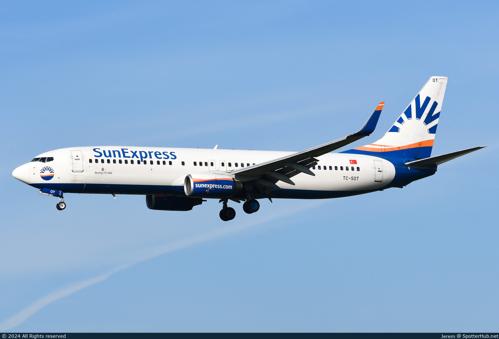 Photo of TC-SOT - Boeing 737-8Z9 operated by SunExpress