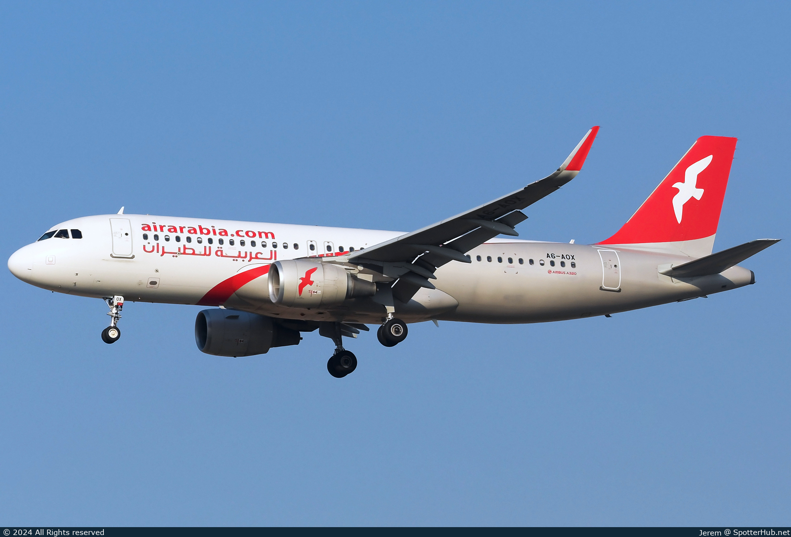 Photo of A6-AOX - Airbus A320-214 operated by Air Arabia