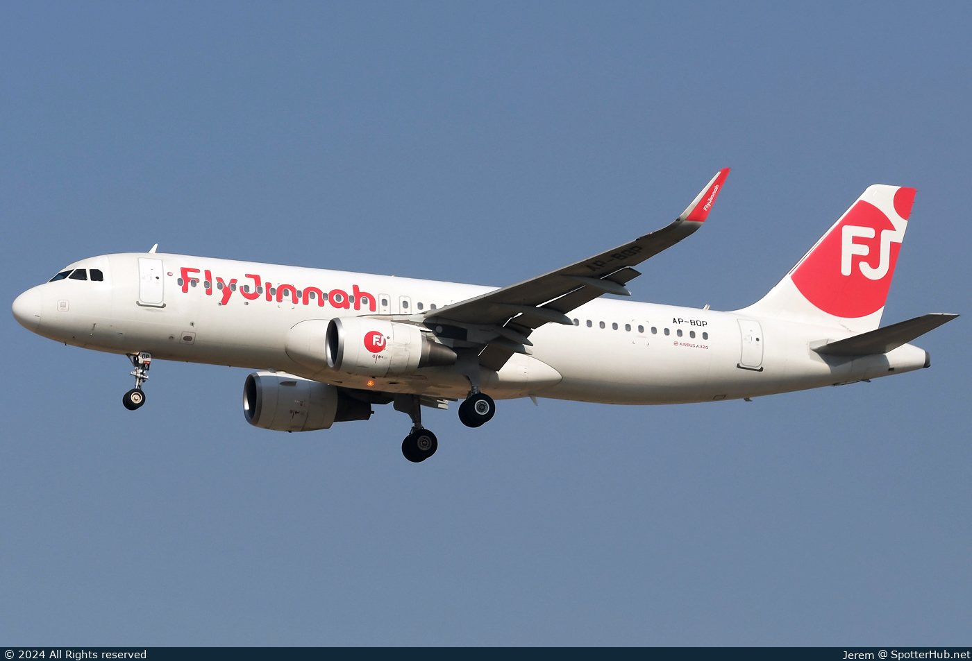 Photo of AP-BOP - Airbus A320-214 operated by Fly Jinnah