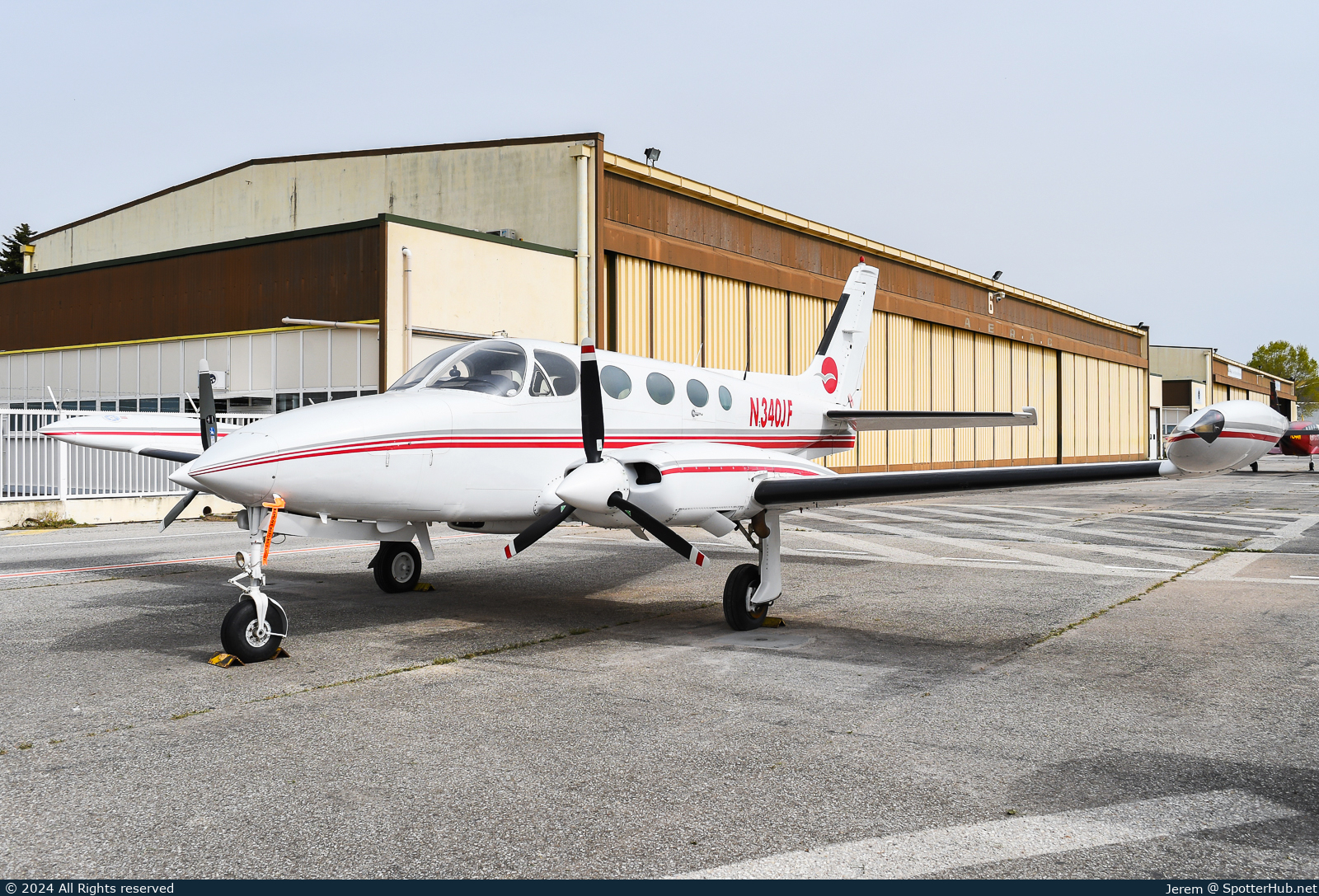 Photo of N340JF - Cessna 340A operated by Private