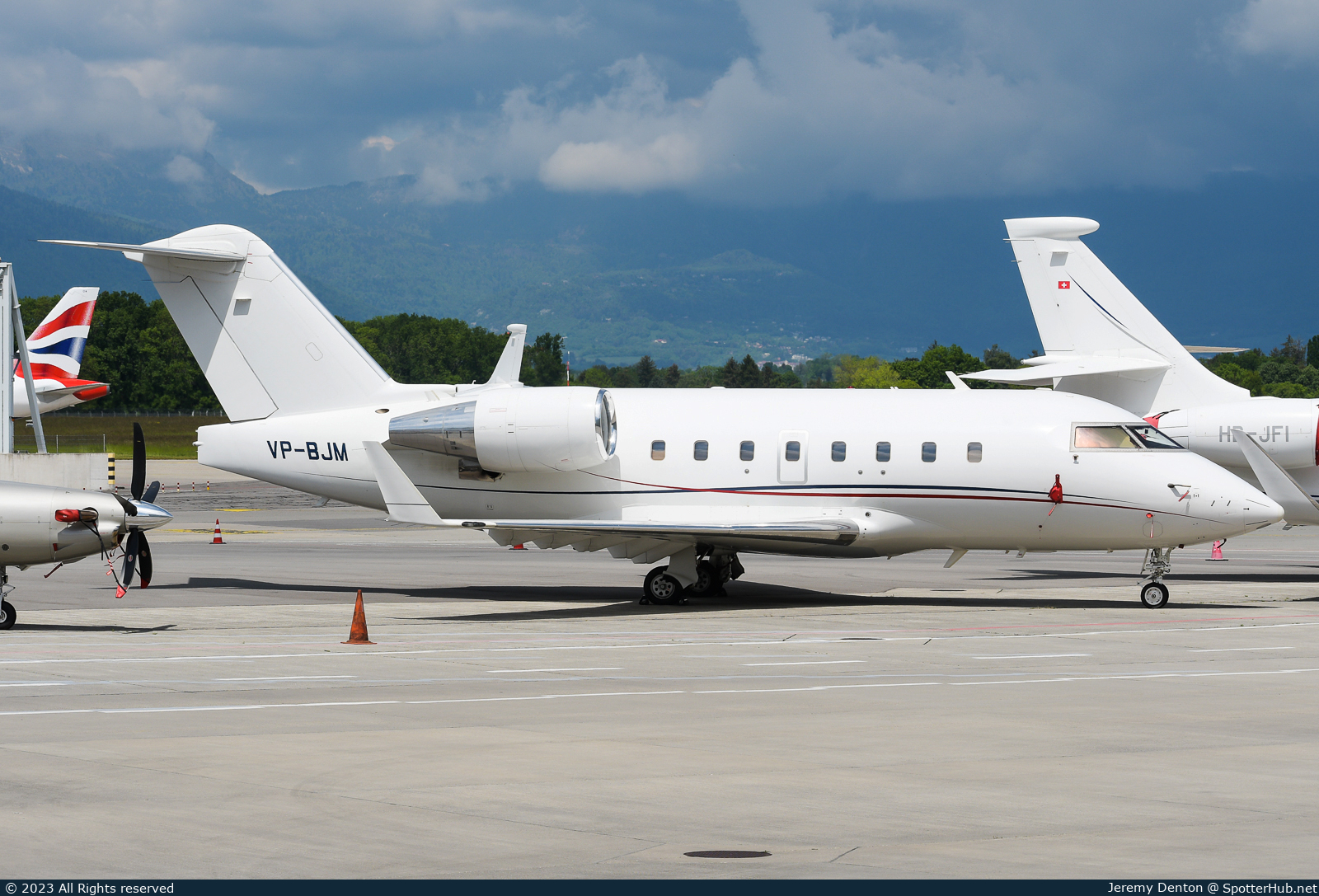 Photo of VP-BJM - Bombardier Challenger 604 operated by Private