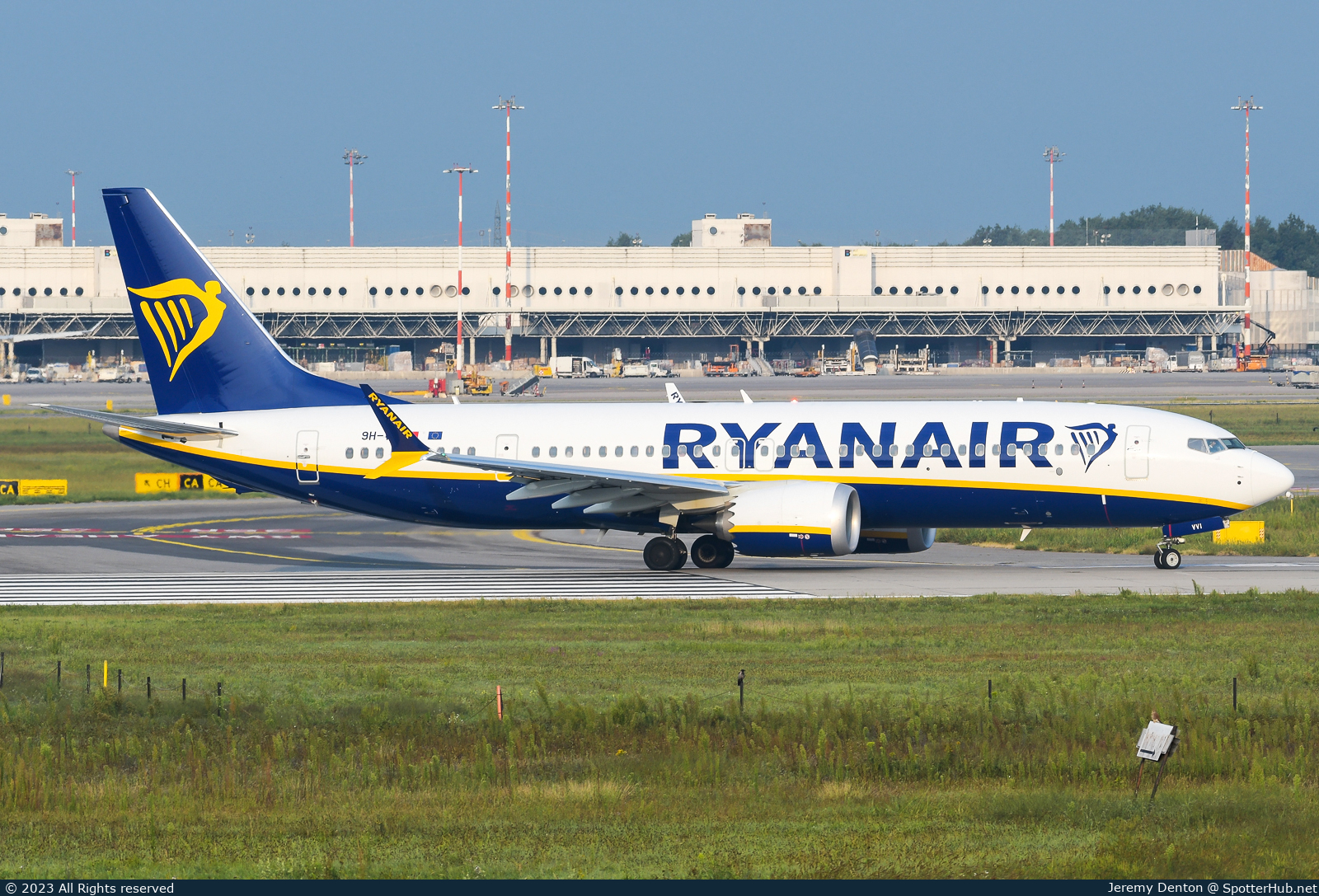 Photo of 9H-VVI - Boeing 737 MAX 8-200 operated by Ryanair (opb Malta Air)