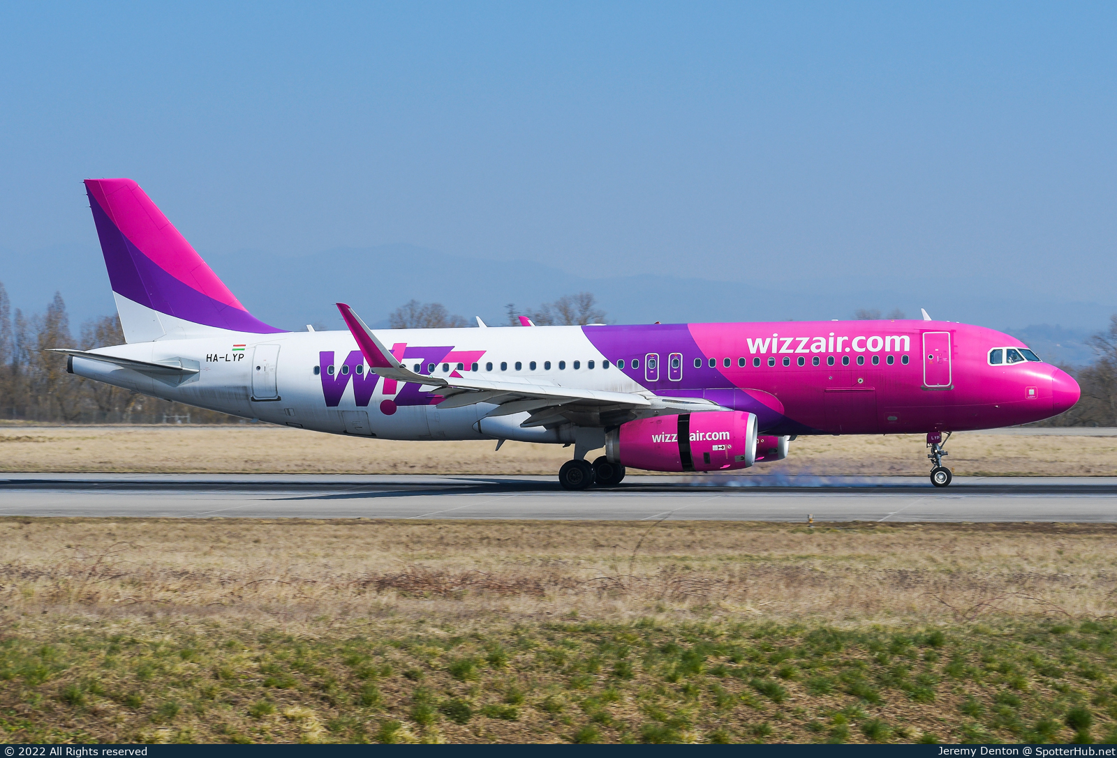 Photo of HA-LYP - Airbus A320-232 operated by Wizz Air