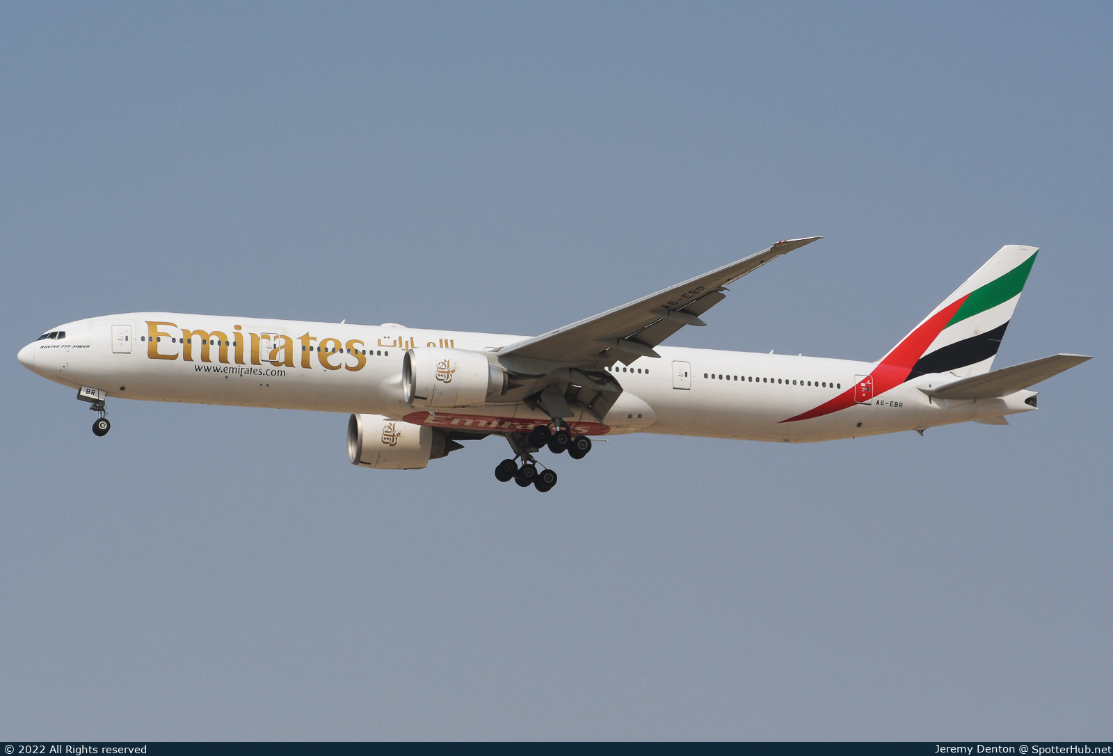 Photo of A6-EBR - Boeing 777-31H(ER) operated by Emirates