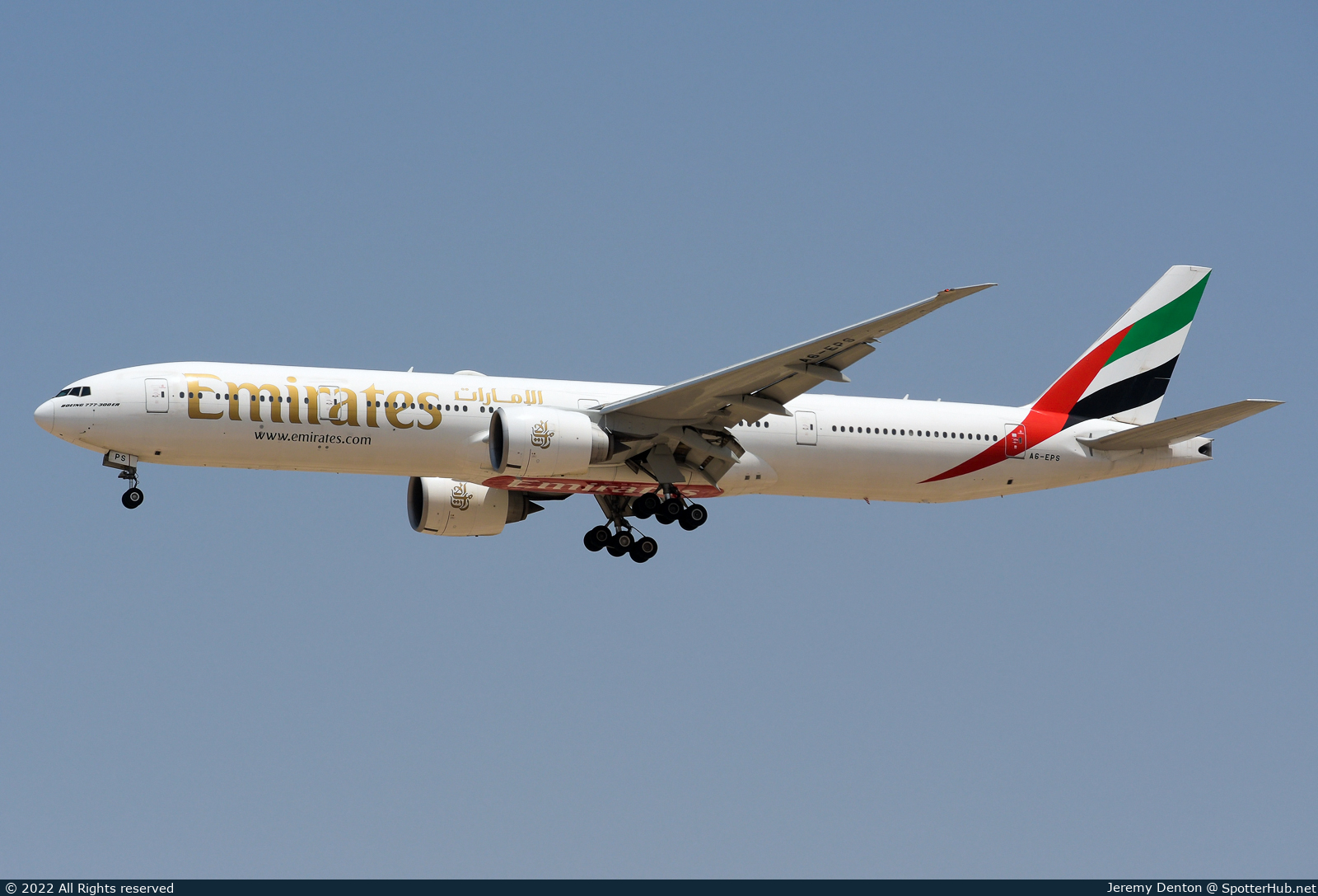Photo of A6-EPS - Boeing 777-31H(ER) operated by Emirates