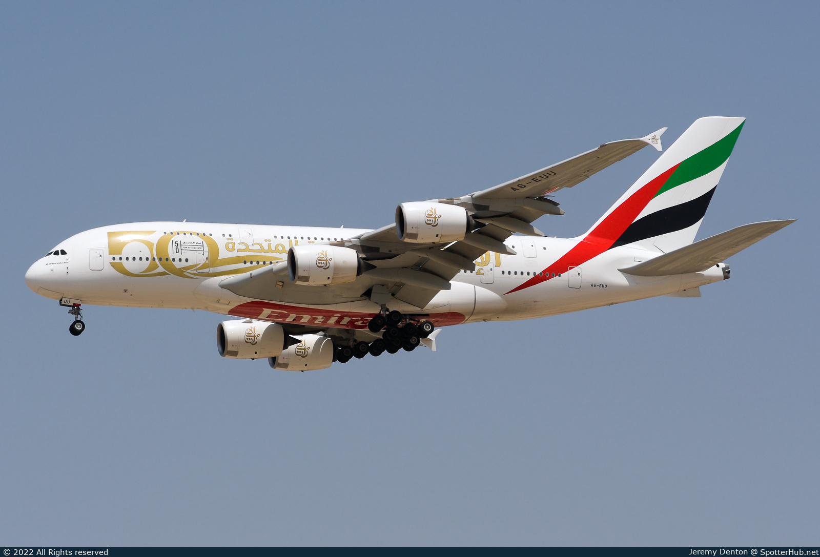 Photo of A6-EUU - Airbus A380-842 operated by Emirates
