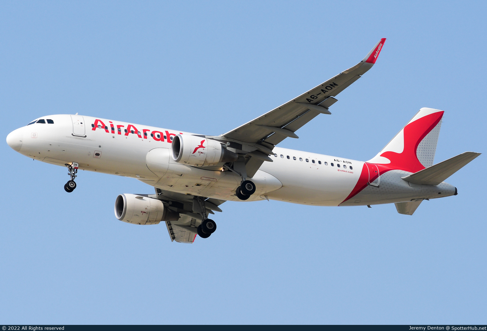 Photo of A6-AON - Airbus A320-214 operated by Air Arabia