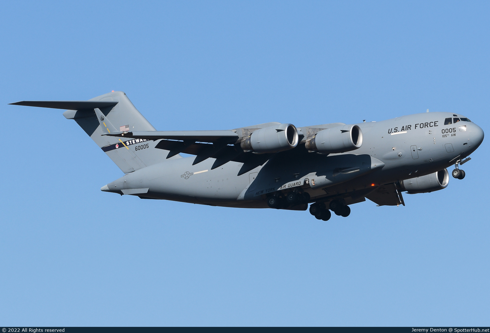 Photo of 96-0005 - Boeing C-17A Globemaster III operated by US Air Force