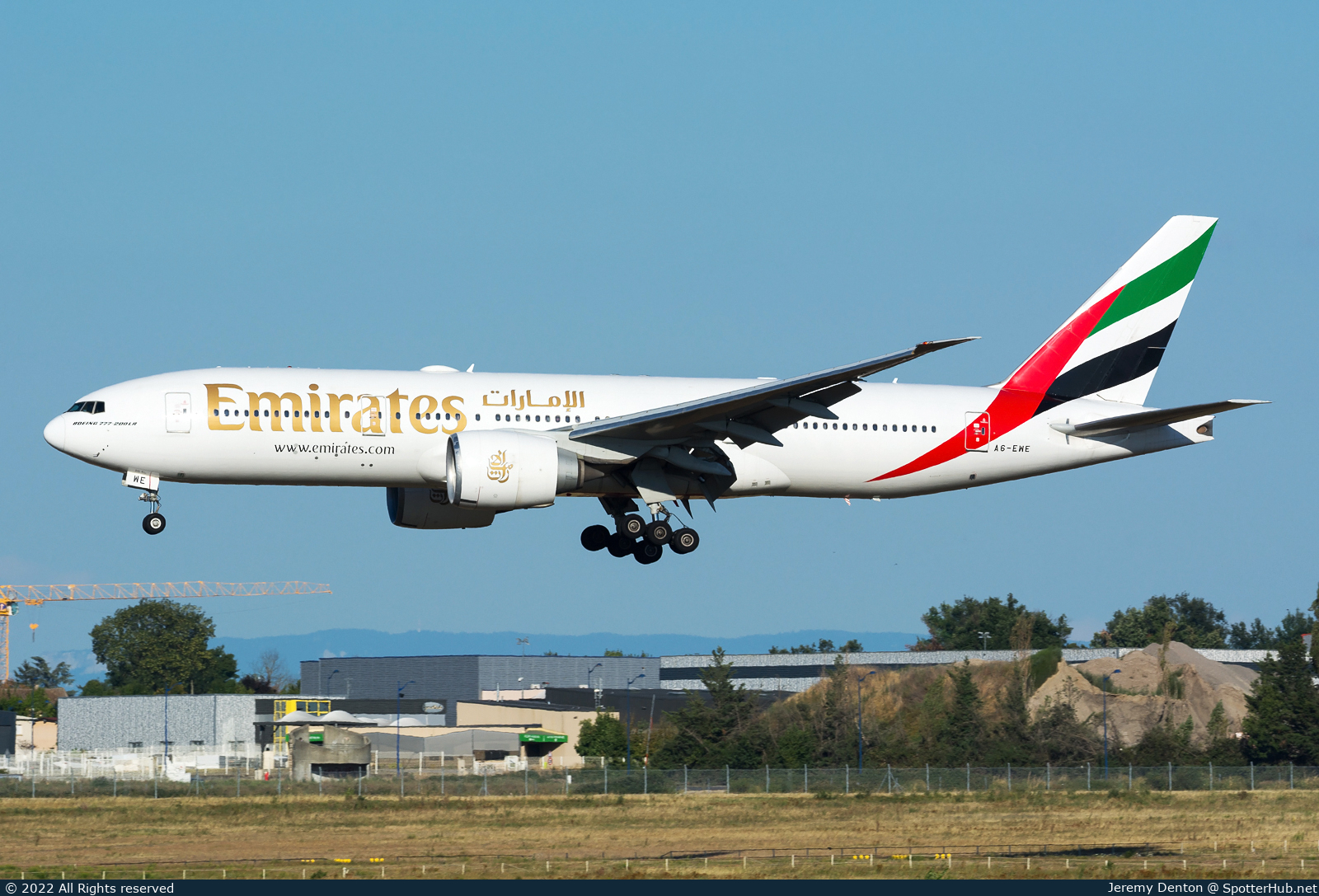 Photo of A6-EWE - Boeing 777-21H(LR) operated by Emirates