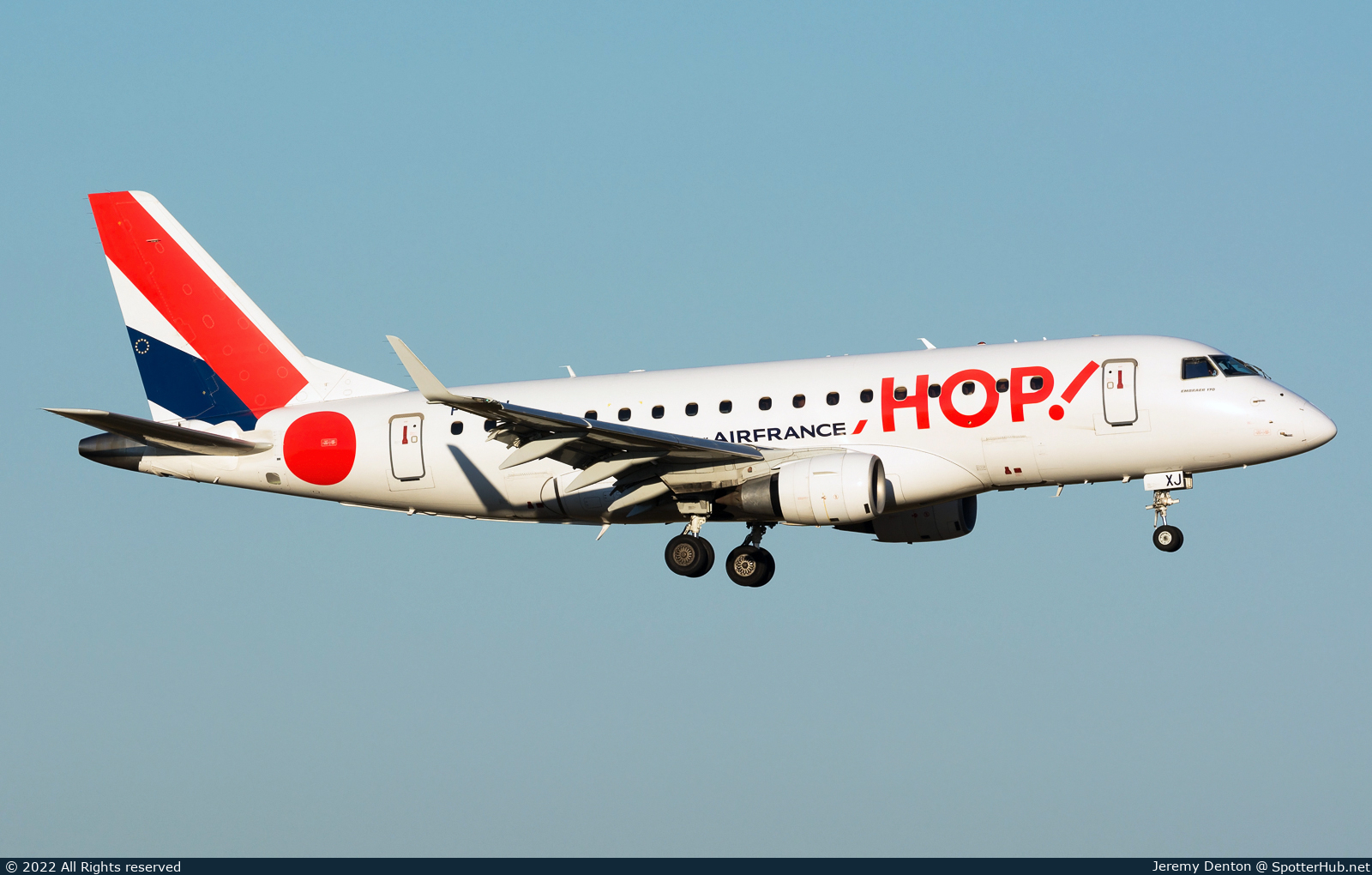 Photo of F-HBXJ - Embraer ERJ-170STD operated by Air France HOP