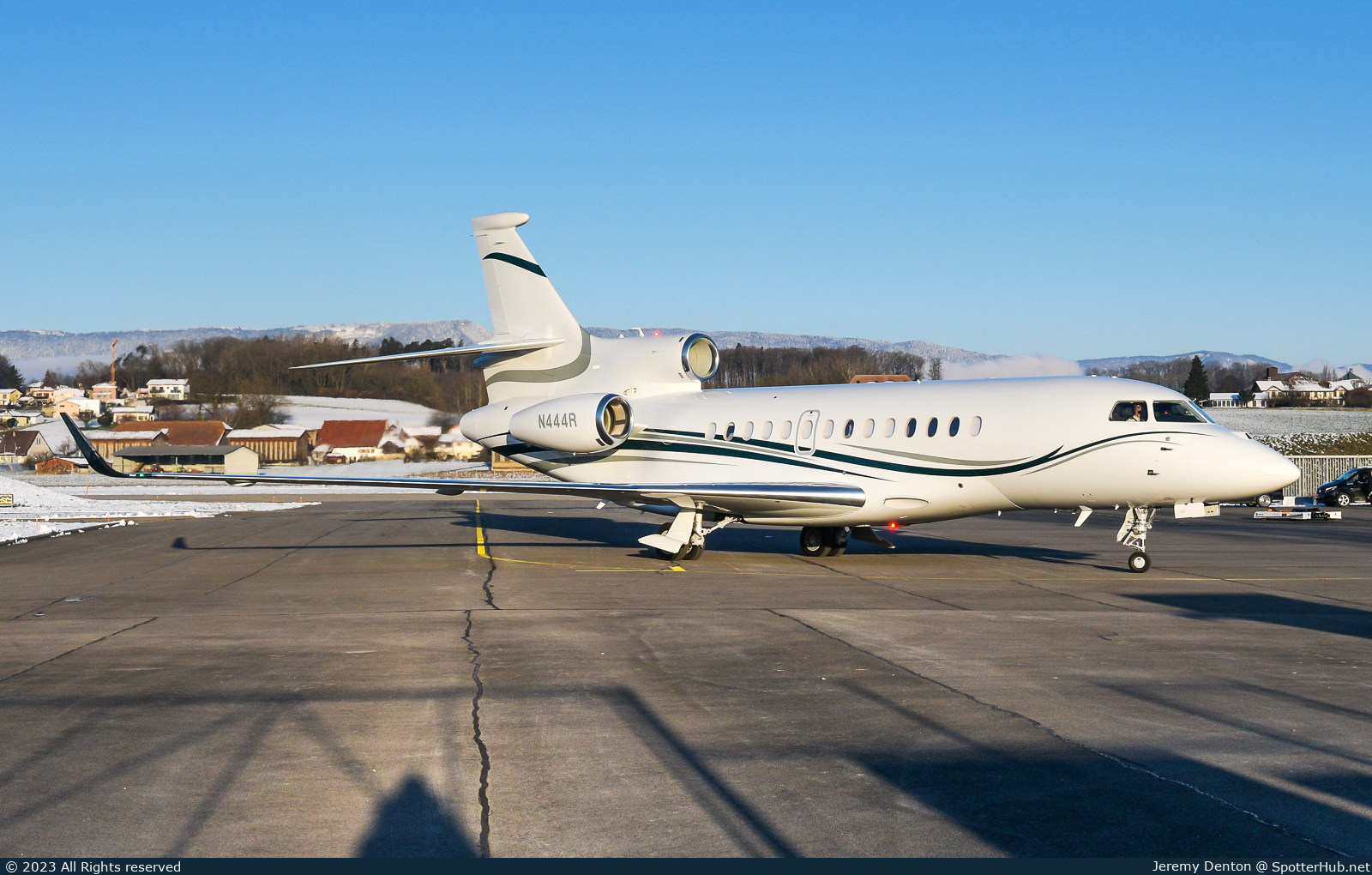 Photo of N444R - Dassault Falcon 7X operated by Private