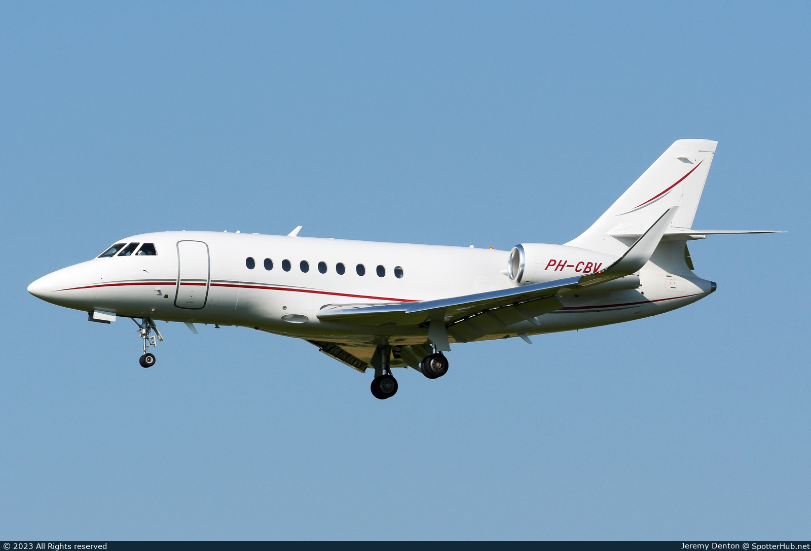 Photo of PH-CBV - Dassault Falcon 2000LXS operated by Cartier