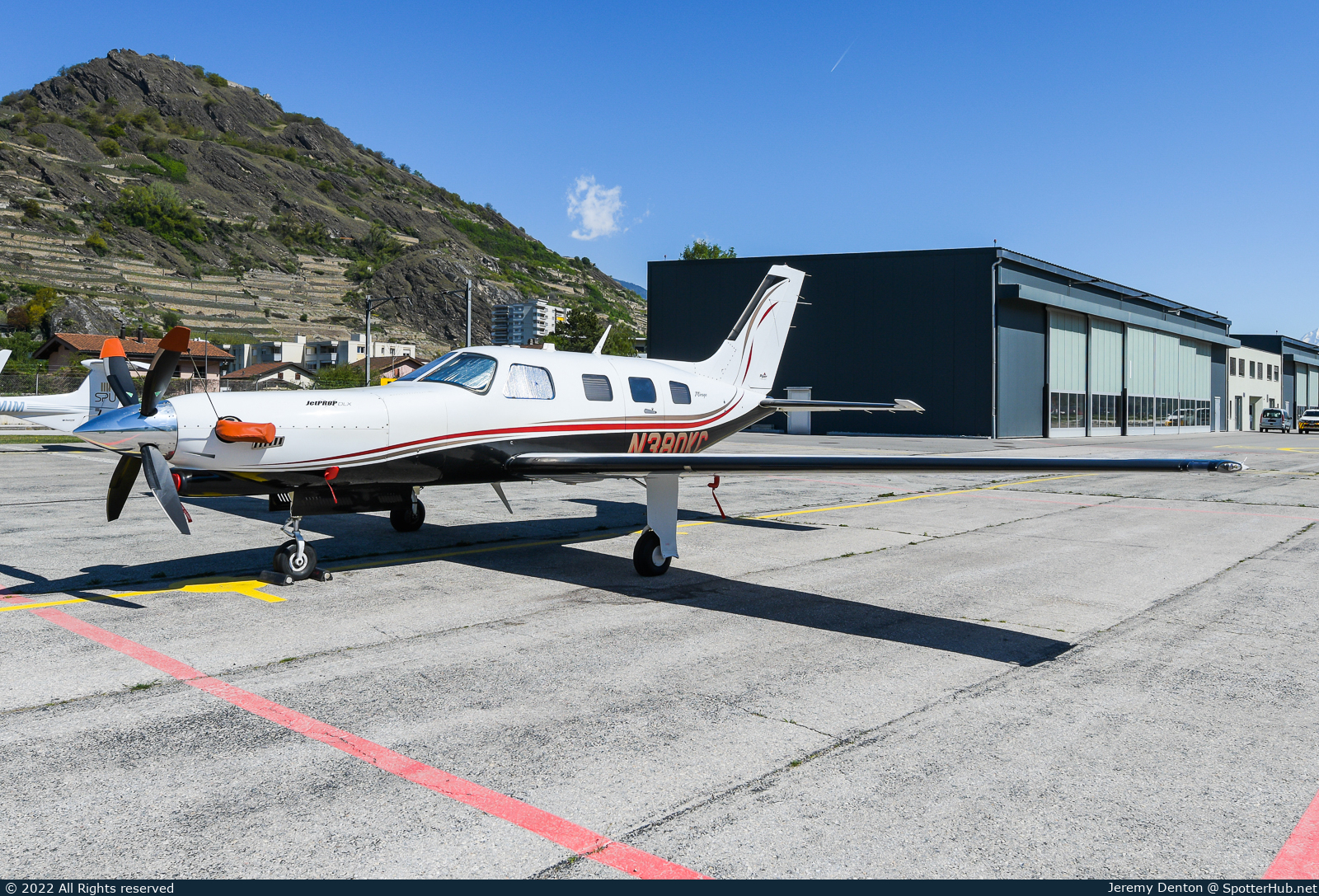 Photo of N380KC - Piper PA-46-350P Malibu Mirage JetPROP DLX operated by Private