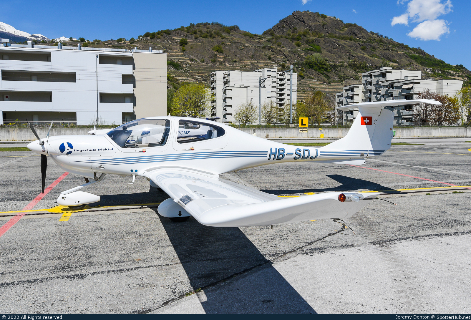 Photo of HB-SDJ - Diamond DA40 Diamond Star operated by Motorfluggruppe Fricktal
