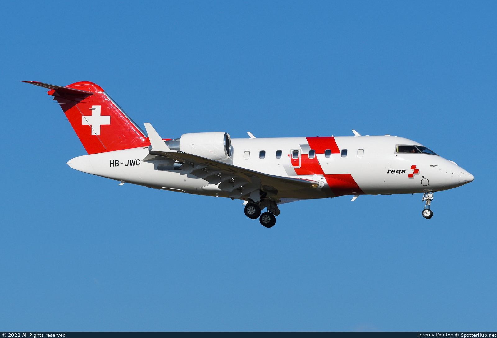 Photo of HB-JWC - Bombardier Challenger 650 operated by Rega Swiss Air-Rescue