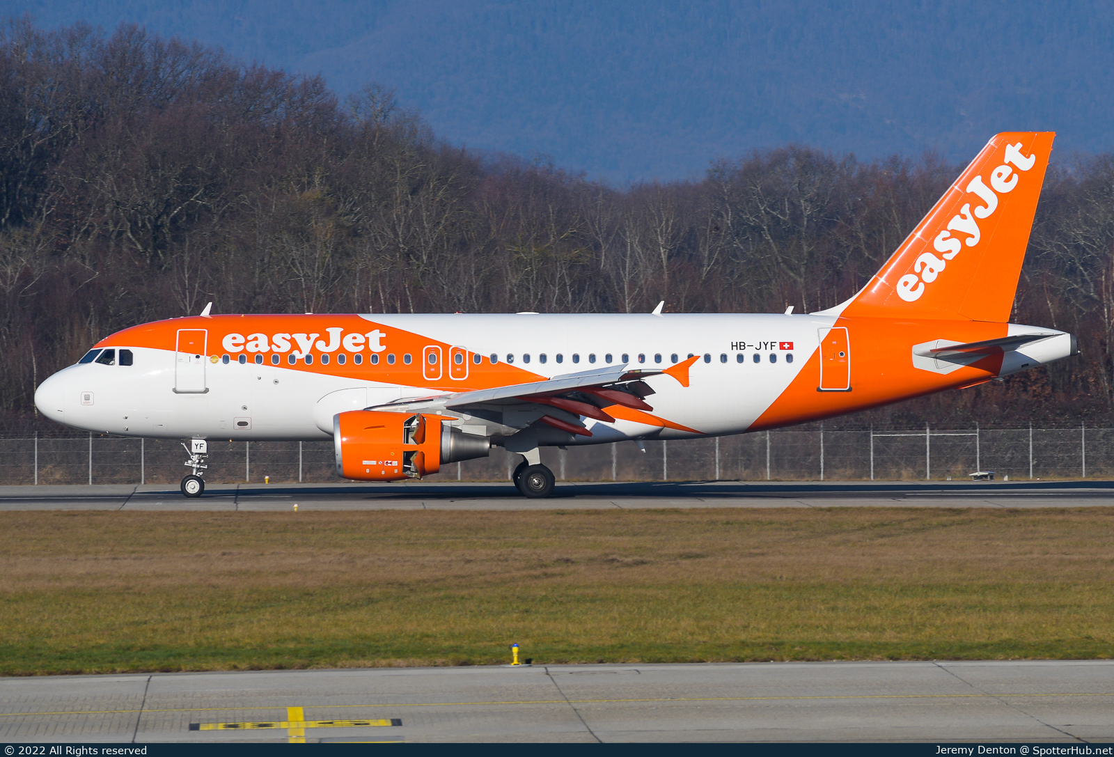 Photo of HB-JYF - Airbus A319-111 operated by easyJet Switzerland