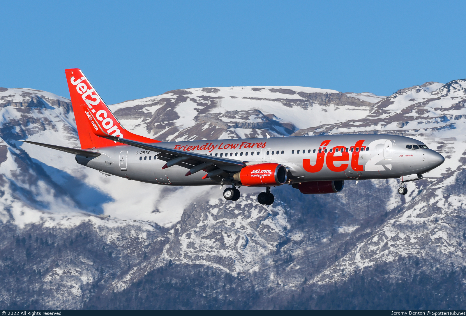 Photo of G-DRTZ - Boeing 737-8AS operated by Jet2