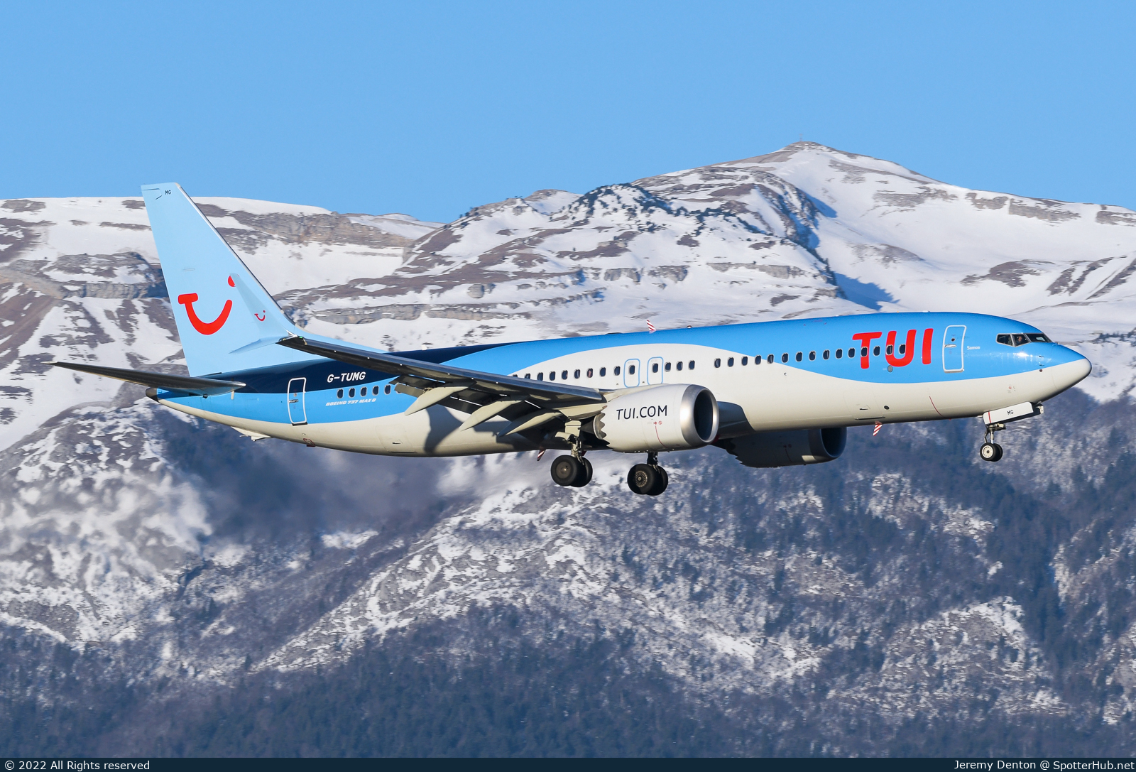 Photo of G-TUMG - Boeing 737 MAX 8 operated by TUI Airways