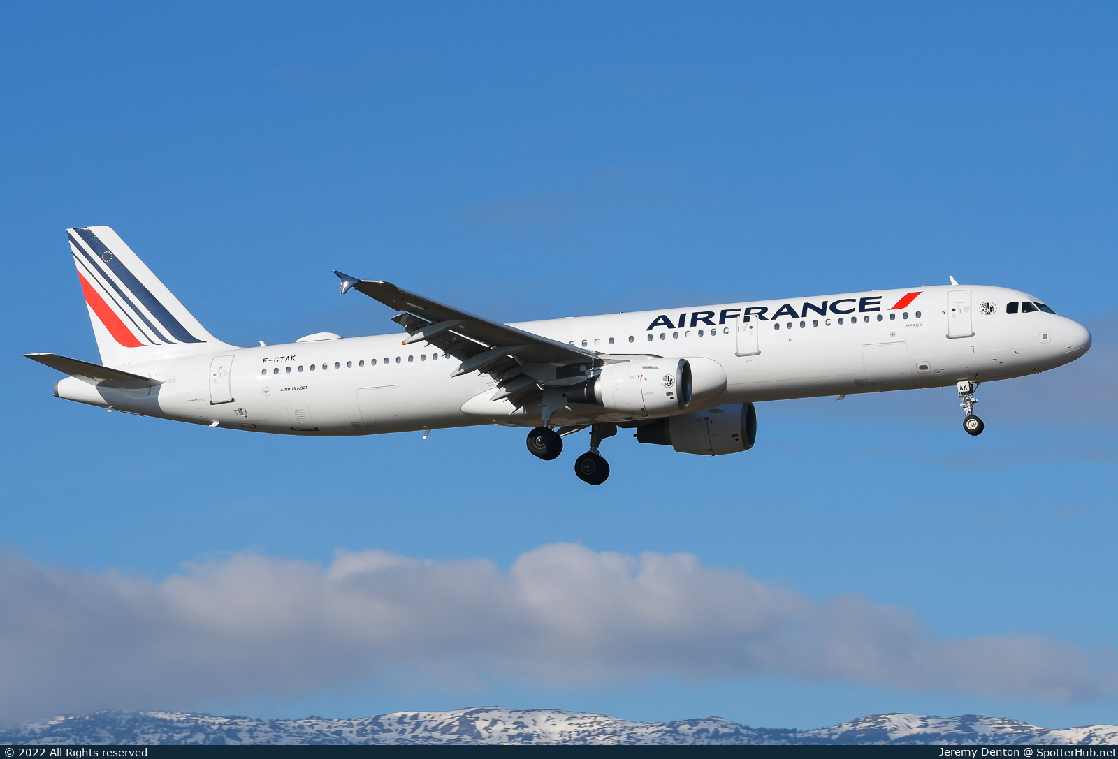 Photo of F-GTAK - Airbus A321-212 operated by Air France