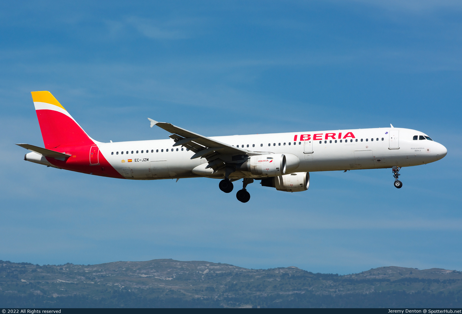 Photo of EC-JZM - Airbus A321-212 operated by Iberia