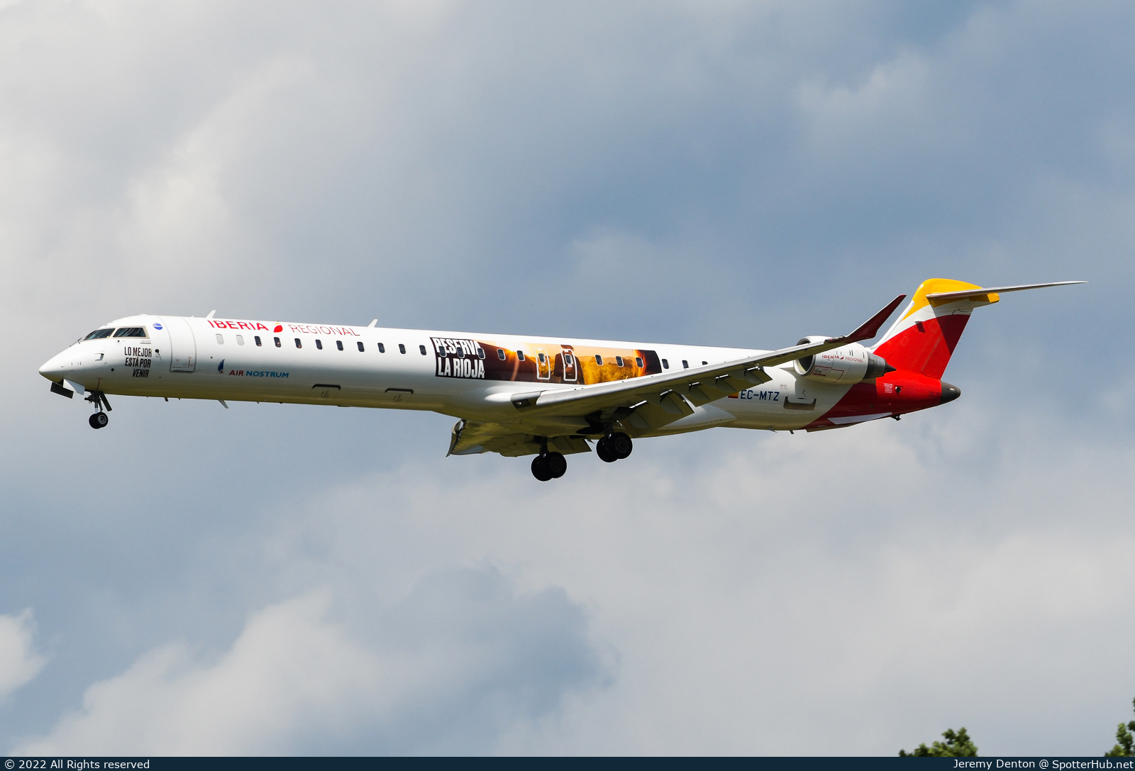 Photo of EC-MTZ - Bombardier CRJ-1000 operated by Iberia Regional (opb Air Nostrum)