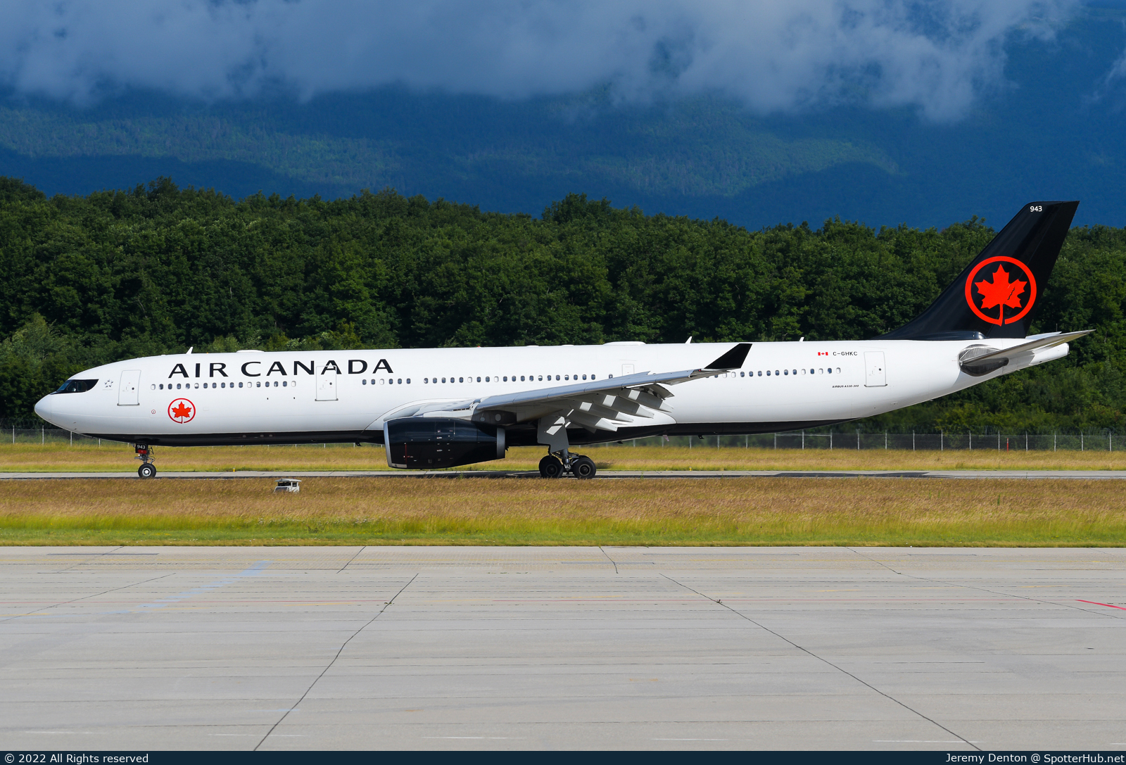 Photo of C-GHKC - Airbus A330-343 operated by Air Canada
