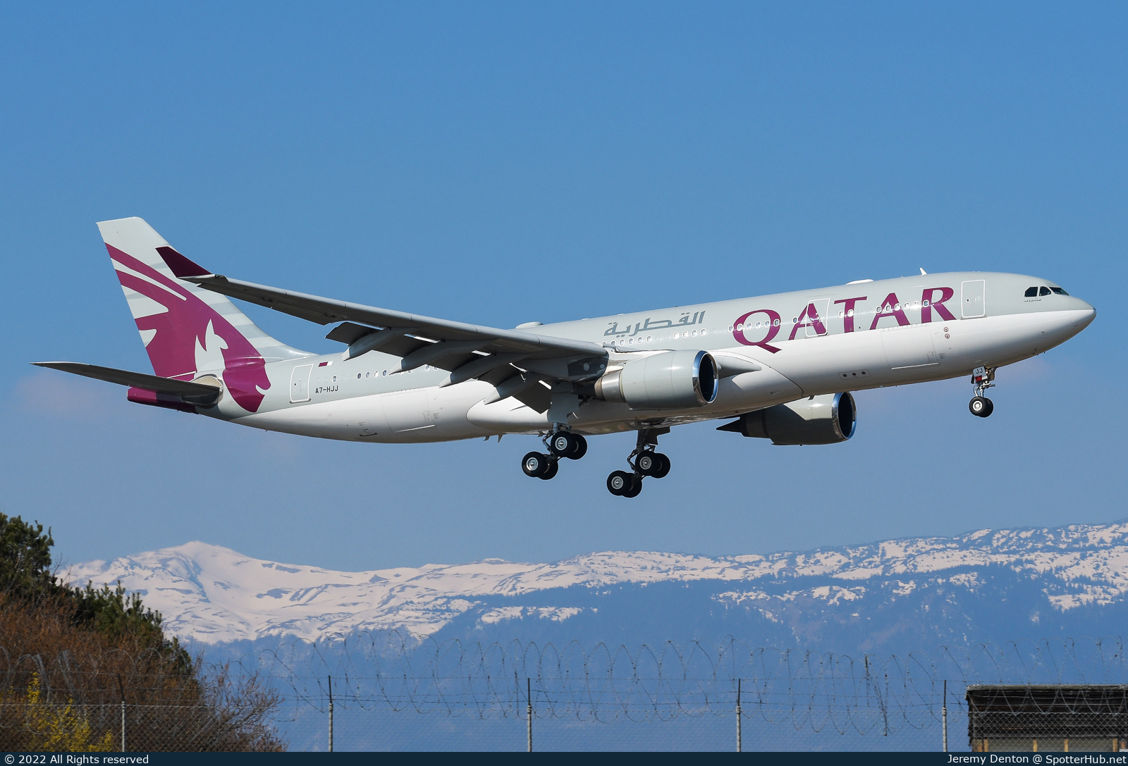 Photo of A7-HJJ - Airbus A330-202 operated by Qatar Amiri Flight