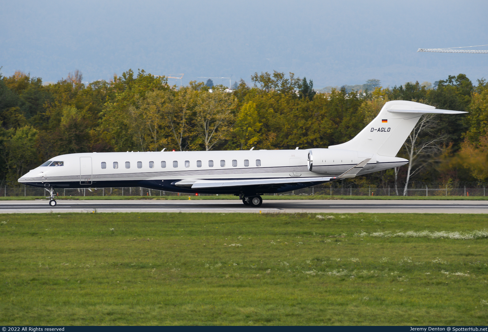 Photo of D-AGLO - Bombardier Global 7500 operated by K5 Aviation