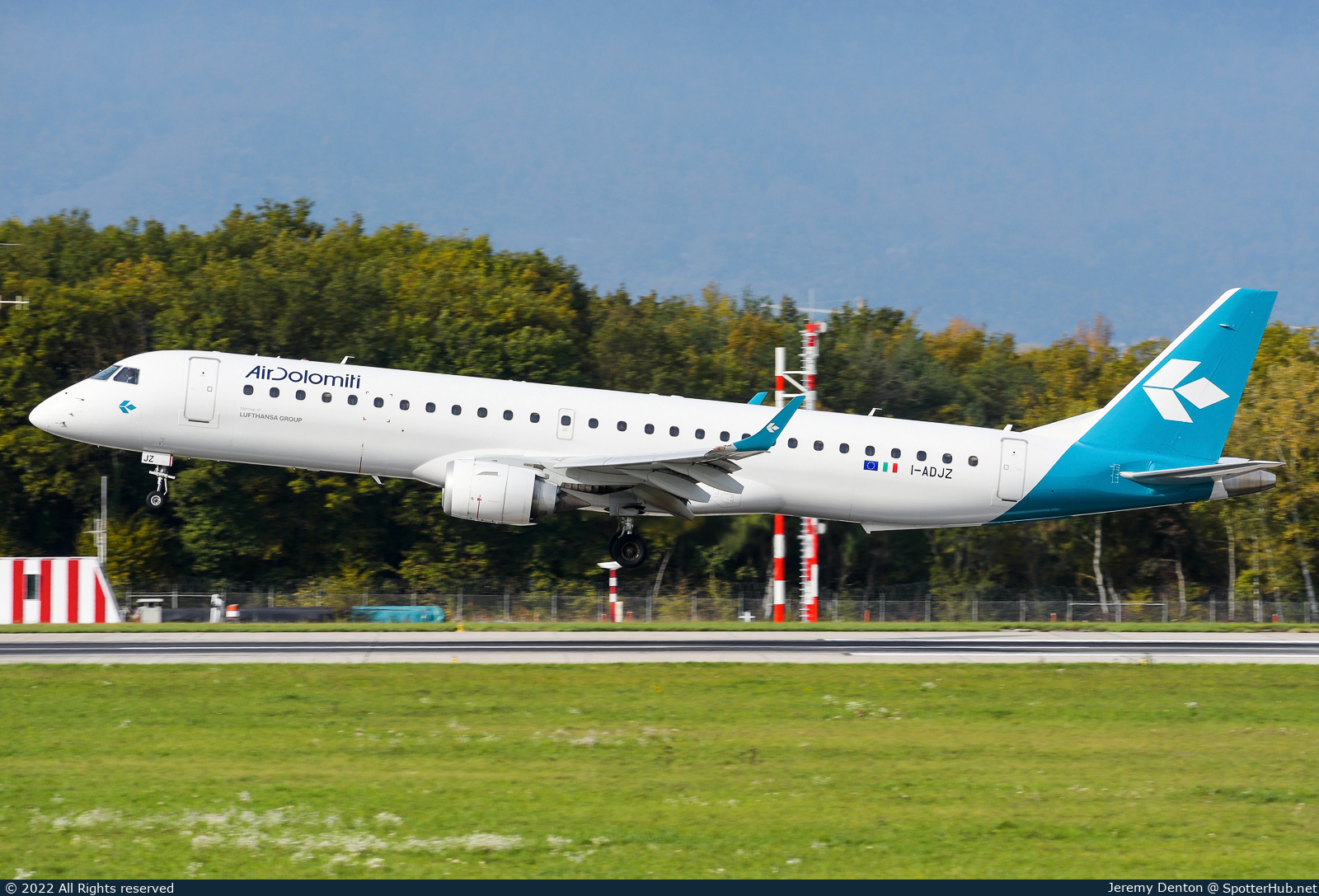 Photo of I-ADJZ - Embraer ERJ-195LR operated by Air Dolomiti