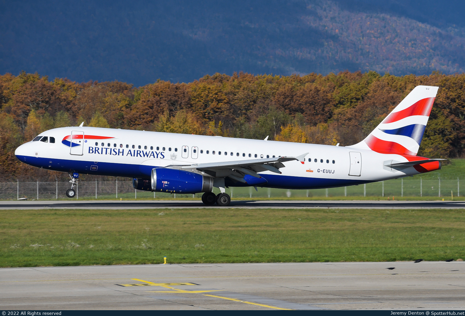 Photo of G-EUUJ - Airbus A320-232 operated by British Airways