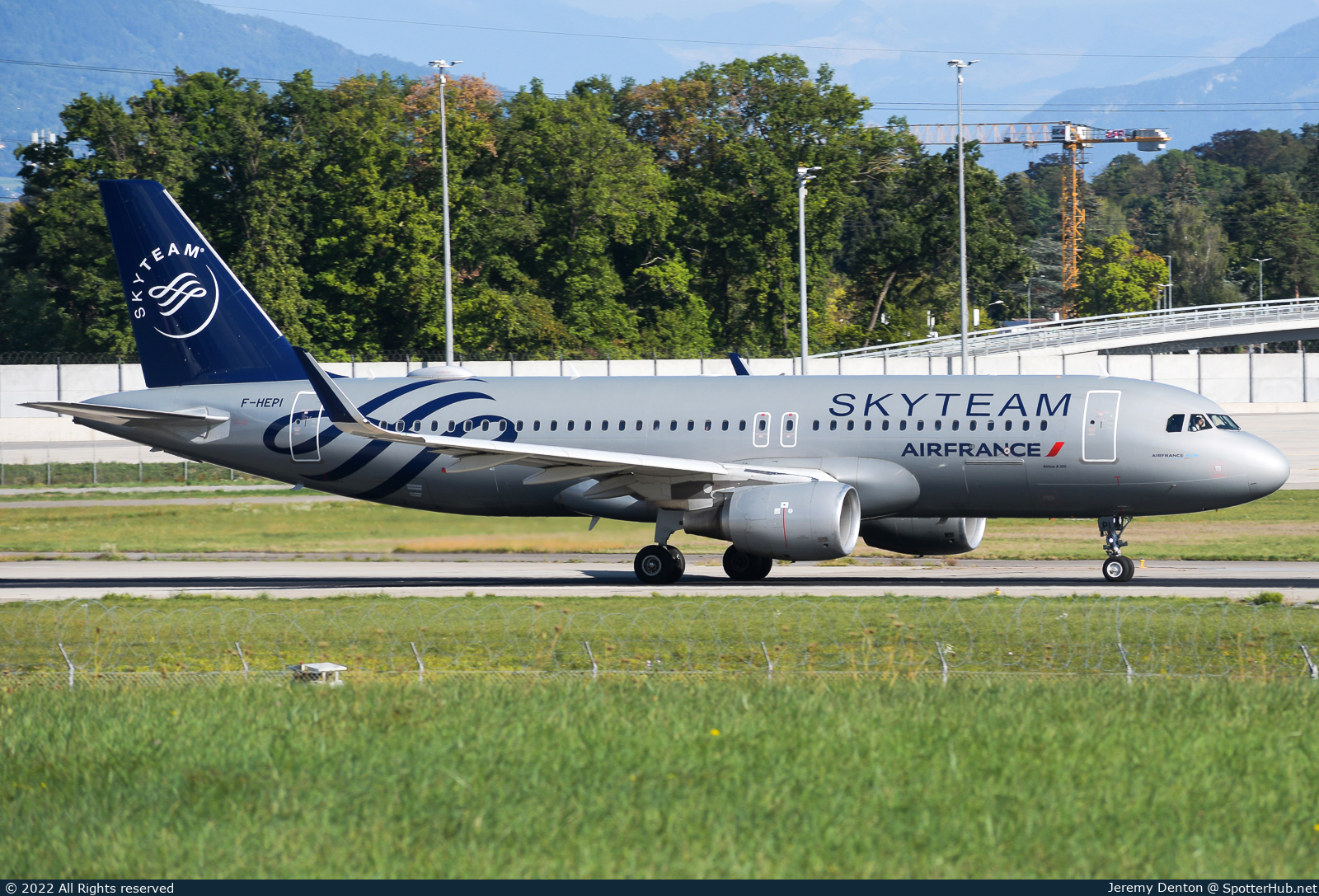 Photo of F-HEPI - Airbus A320-214 operated by Air France
